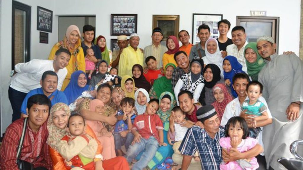 berkumpul bersama keluarga
