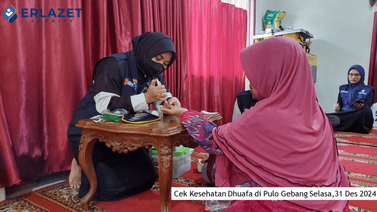 Cek Kesehatan Dhuafa di Pulo Gebang