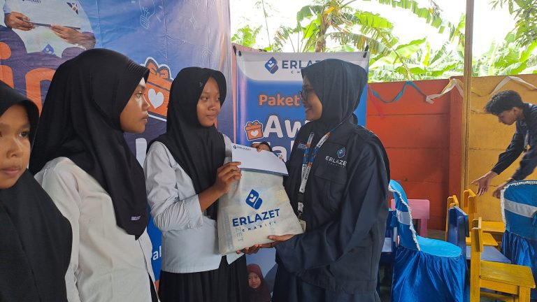 4fef455d-11e4-4034-aeef-b301b0019a70