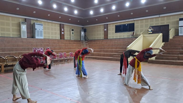 1c6977ef-9c89-4dd0-bf2d-ce6cd9d71347