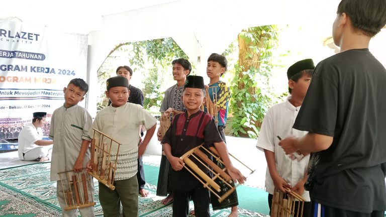 2c558870-ea82-4b4a-9114-0a9e37f58d2b