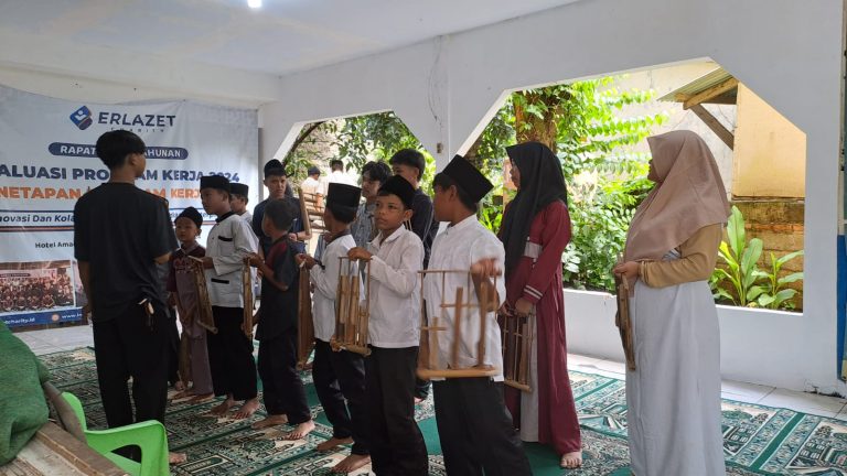 55812bcb-cdbf-4685-8329-3e823651a4f6