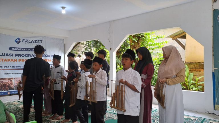 5a659ce9-3c13-4729-a783-777116c3de41