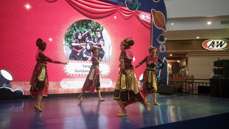 6d6dbb2b-a216-4850-be88-3d9dbd9d407d