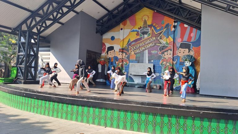 3959f73f-792e-4b95-a5c3-c2187b1ec7cb