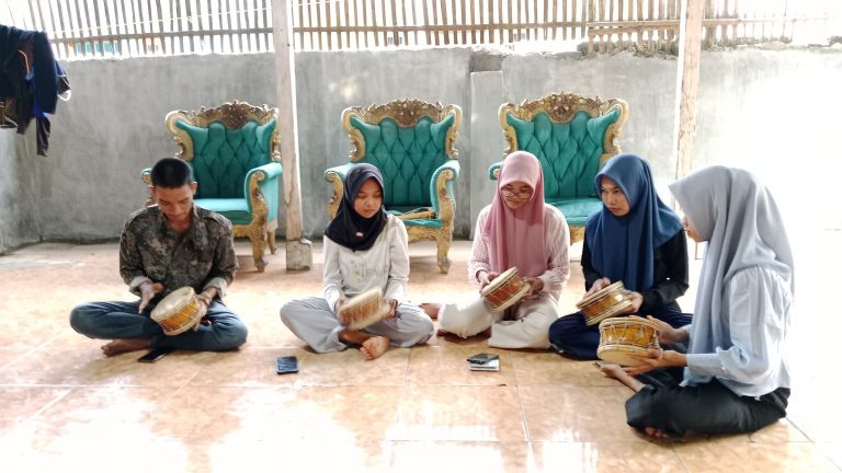 9a4471f4-b3f9-4ce4-8fb5-ebe779d853b9