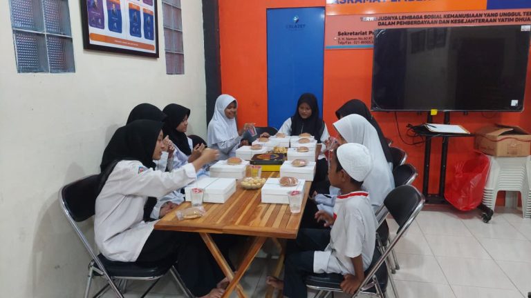 8c8c086d-9a99-4978-bf51-2d50713954a0