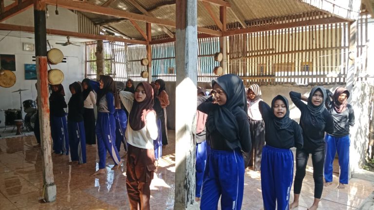 Pelatihan Tari_caka_21.9.25 (3)