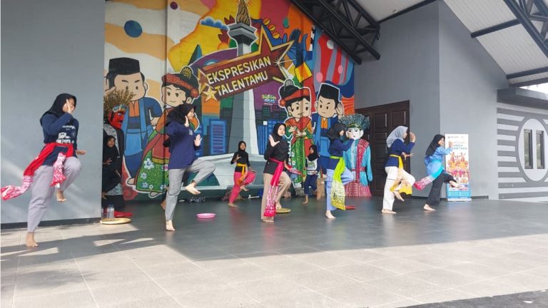 Pelatihan tari_erlazet_14.9.25 (4)