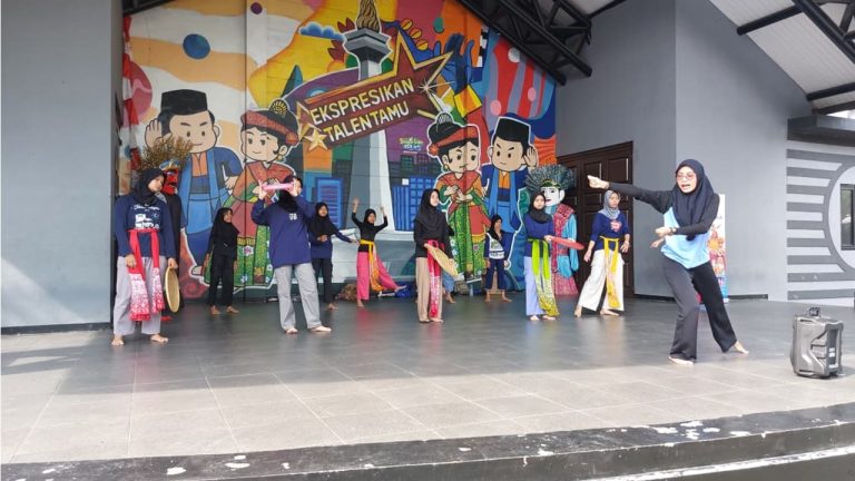 Pelatihan tari_erlazet_14.9.25 (6)