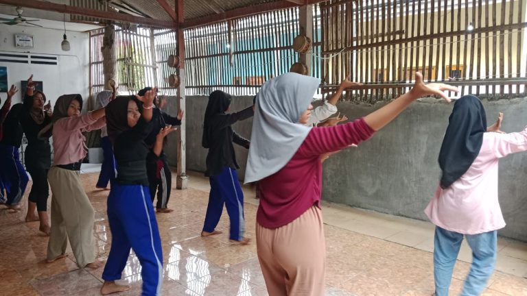 Pelatihan Tari_caka_05.10.25 (5)