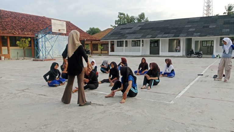 Pelatihan Tari_caka_12.10.25 (7)