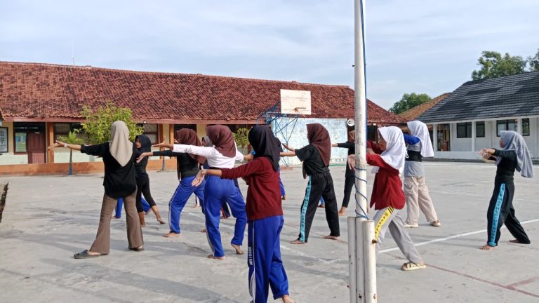 Pelatihan Tari_caka_12.10.25 (9)