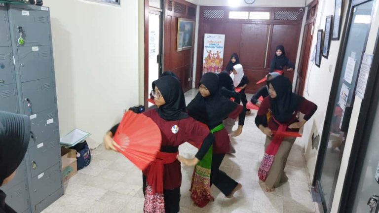 Pelatihan tari_erlazet_03.10.25 (4)