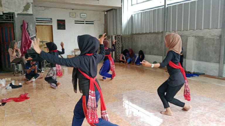 Pelatihan Tari_caka_15.11.25 (3)