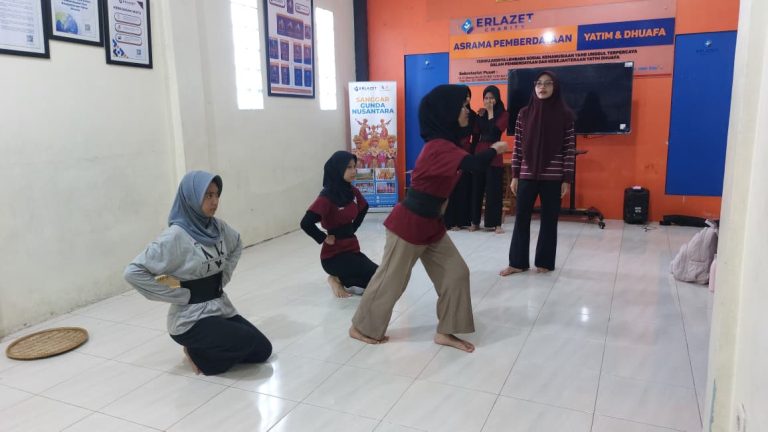 Pelatihan tari_erlazet_02.11.25 (7)