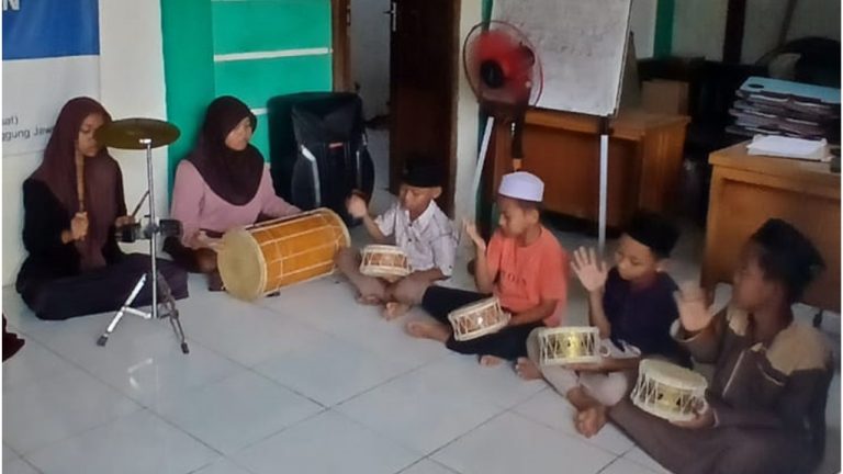 Marawis, latihan marawis, marawis bogor, marawis yatim, kelas marawis, belajar marawis