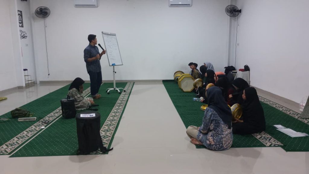 Hadroh, latihan hadroh, hadroh jakarta, hadroh jakarta timur, hadroh pondok kelapa