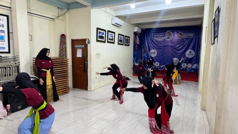 latihan tari, tari bajidor kahot, tari jakarta timur, sanggar tari, sanggar tari jakarta timur