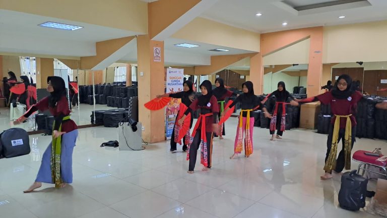 tari, latihan tari, tari betawi, tari sunda, sanggar tari jakarta timur