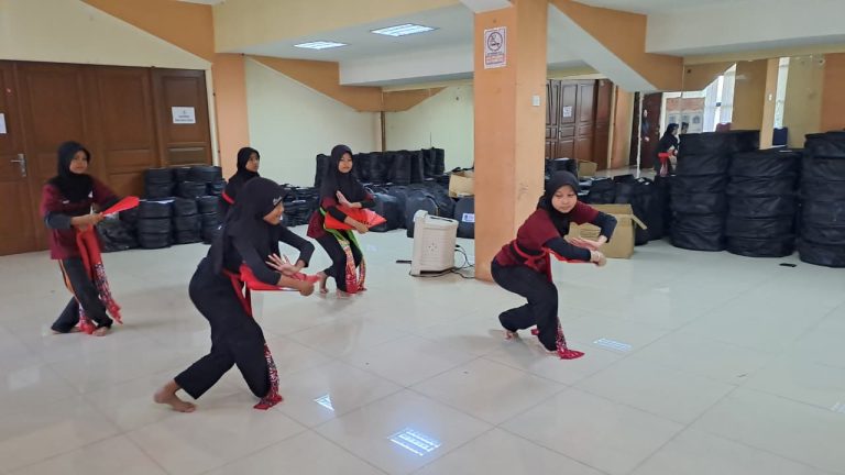 tari, latihan tari, kelas tari, tari tradisional, tari sunda, tari betawi