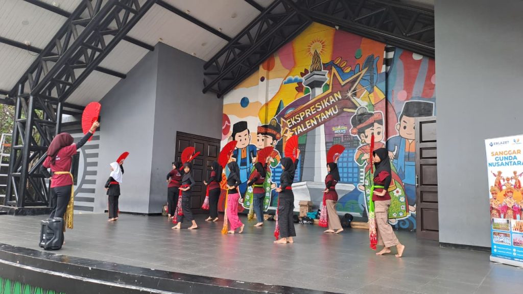 tari, sanggar tari, kelas tari, latihan tari, sanggar tari jakarta timur, tari tradisional