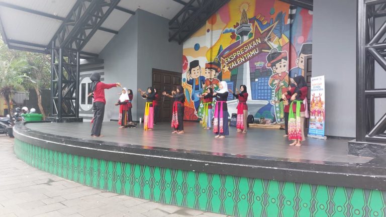 tari, latihan tari, sanggar tari, seni tari, sanggar tari jakarta timur, pelatihan tari, seni tari