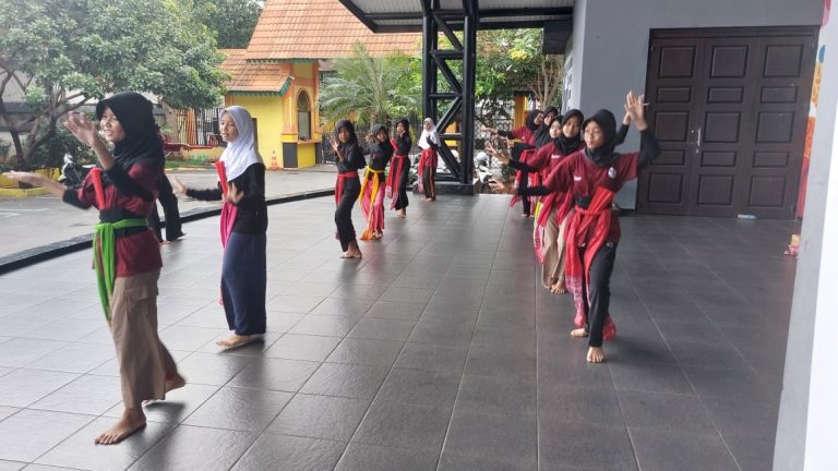 tari, latihan tari, sanggar tari, seni tari, sanggar tari jakarta timur, pelatihan tari, seni tari