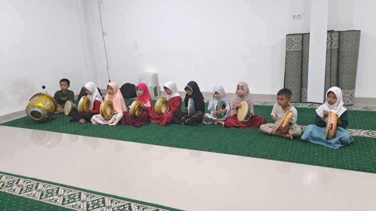 hadroh, latihan hadroh, pelatihan hadroh, hadroh jakarta timur, hadroh pondok kelapa, musik religi