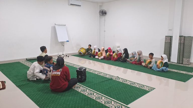 hadroh, latihan hadroh, pelatihan hadroh, hadroh jakarta timur, hadroh pondok kelapa, musik religi