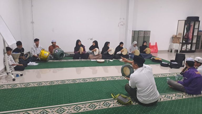hadroh, latihan hadroh, hadroh pondok kelapa, hadroh jakarta timur, musik religi hadroh, pelatihan hadroh yatim