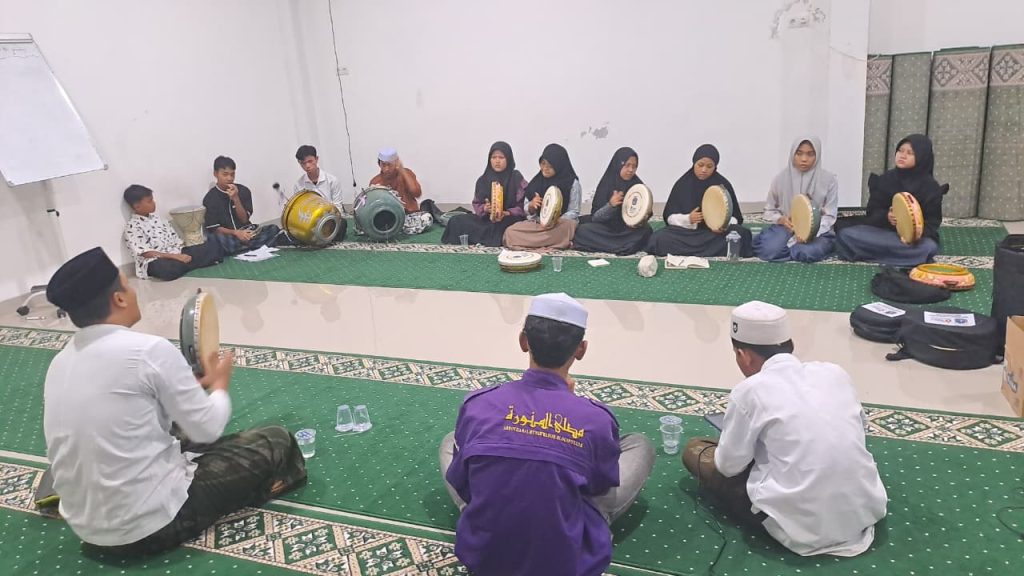hadroh, latihan hadroh, hadroh pondok kelapa, hadroh jakarta timur, musik religi hadroh, pelatihan hadroh yatim