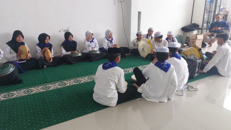 hadroh, latihan hadroh, tim hadroh jakarta, hadroh pondok kelapa, hadroh yayasan