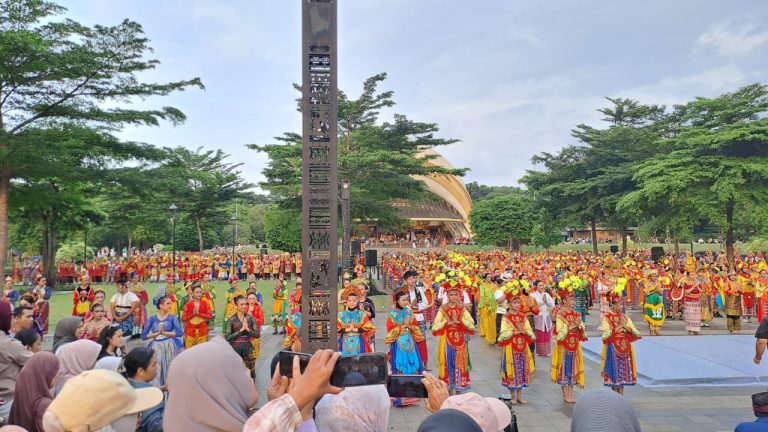 tari betawi, tari tradisional, sanggar tari, penampilan tari, tim tari saguntara