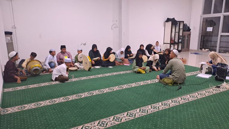 hadroh, latihan hadroh, hadroh jakarta timur, hadroh jakarta, hadroh yatim