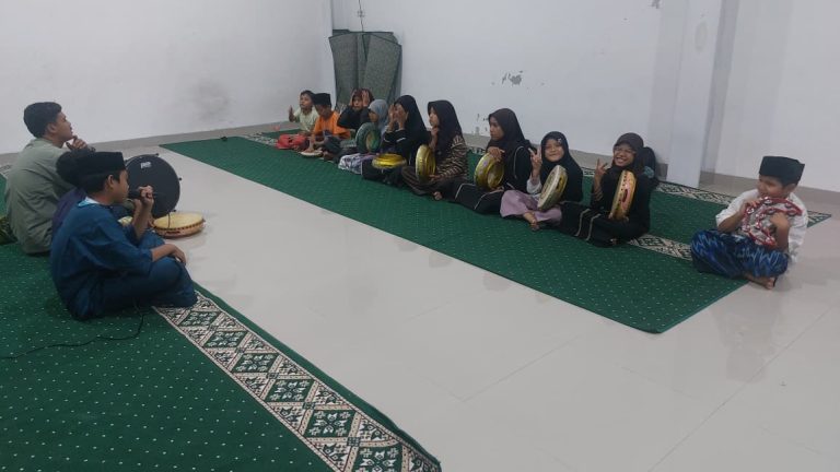 Pembinaan Hadroh, Musik Religi Islami, Erlazet Charity, Anak Yatim Piatu, Sholawat Ya Nabi Salam Alaika, Pelatihan Hadroh Jakarta Timur