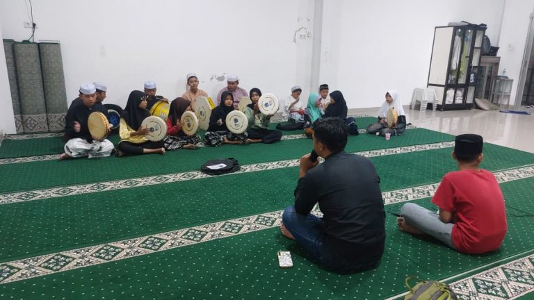 Pembinaan Hadroh, Musik Islami, Erlazet Charity, Anak Yatim Binaan, Sholawat Mahalul Qiyam, Seni Hadroh Indonesia